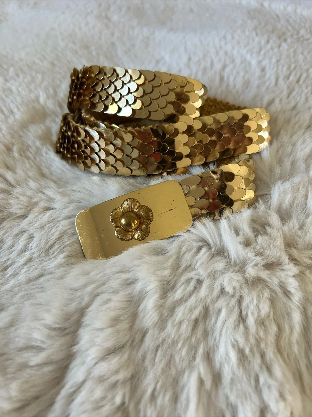 Vintage Gold Sequin Elastic Waist Belt - Women's Accessory